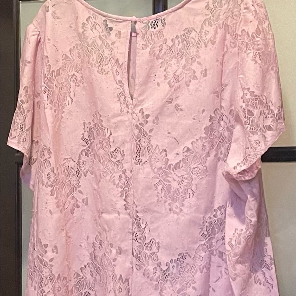 Torrid Abbey Lace Mauve Mist/ Lavender-ish short sleeve blouse